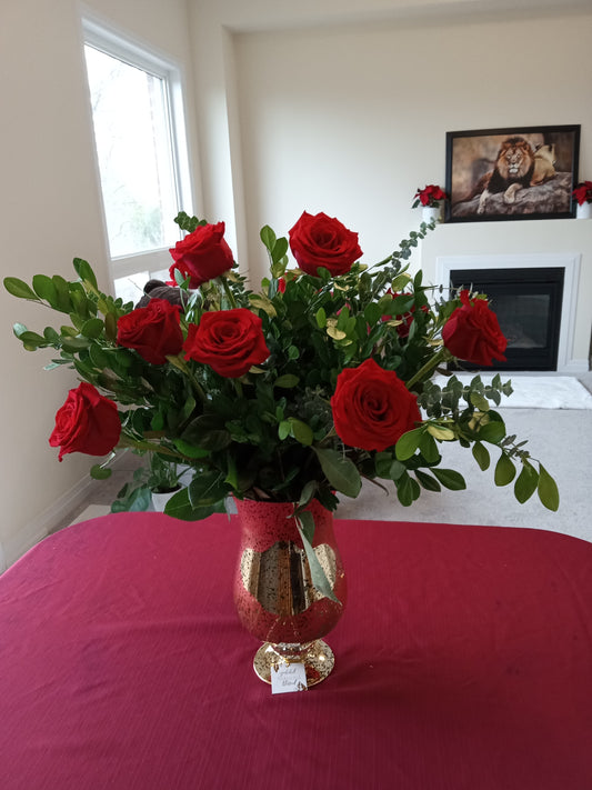 Rose Floral Arrangements in Gold Pedastle Vase
